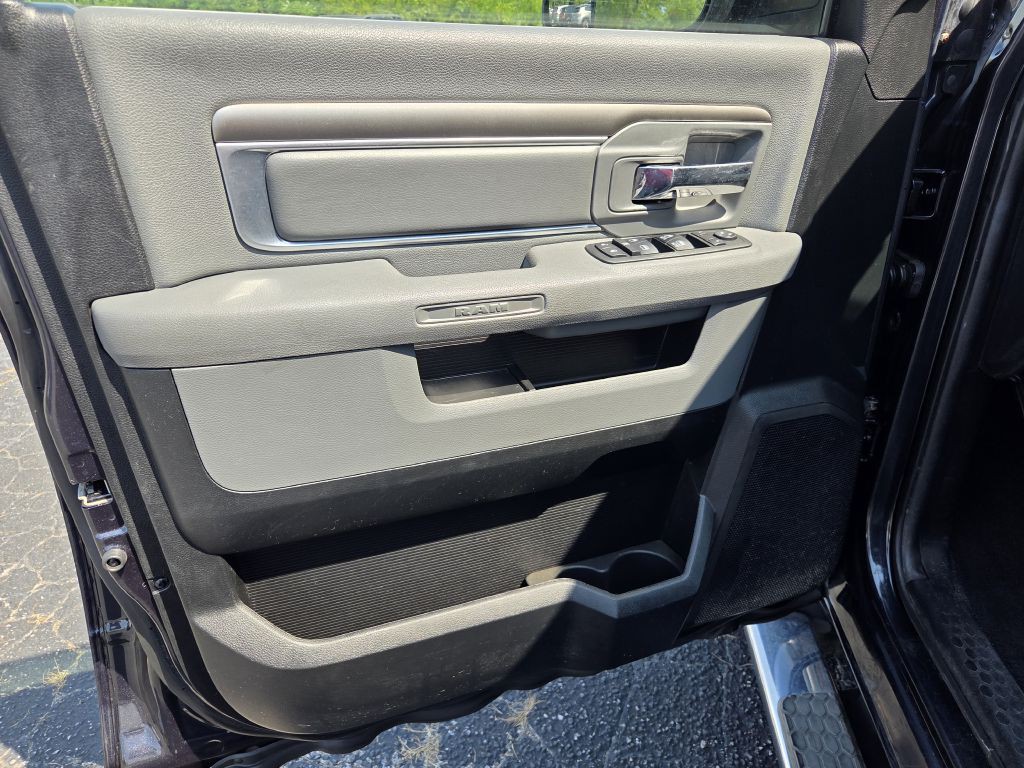 2014 RAM 1500 Image 20