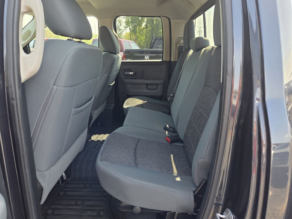 2014 RAM 1500 Image 35