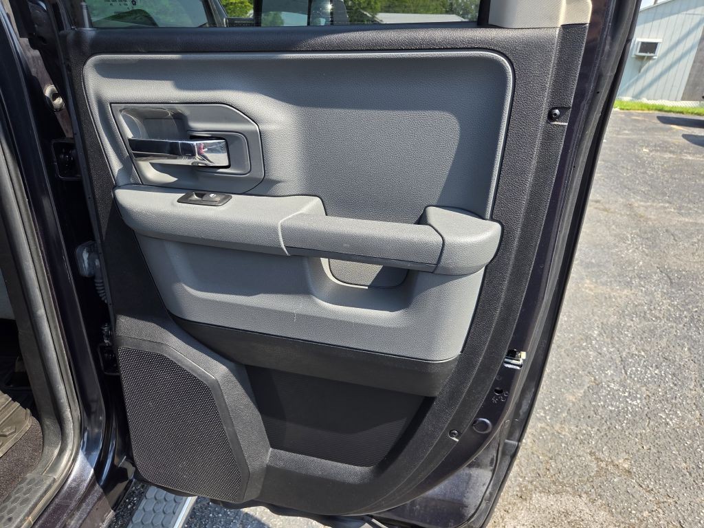 2014 RAM 1500 Image 44