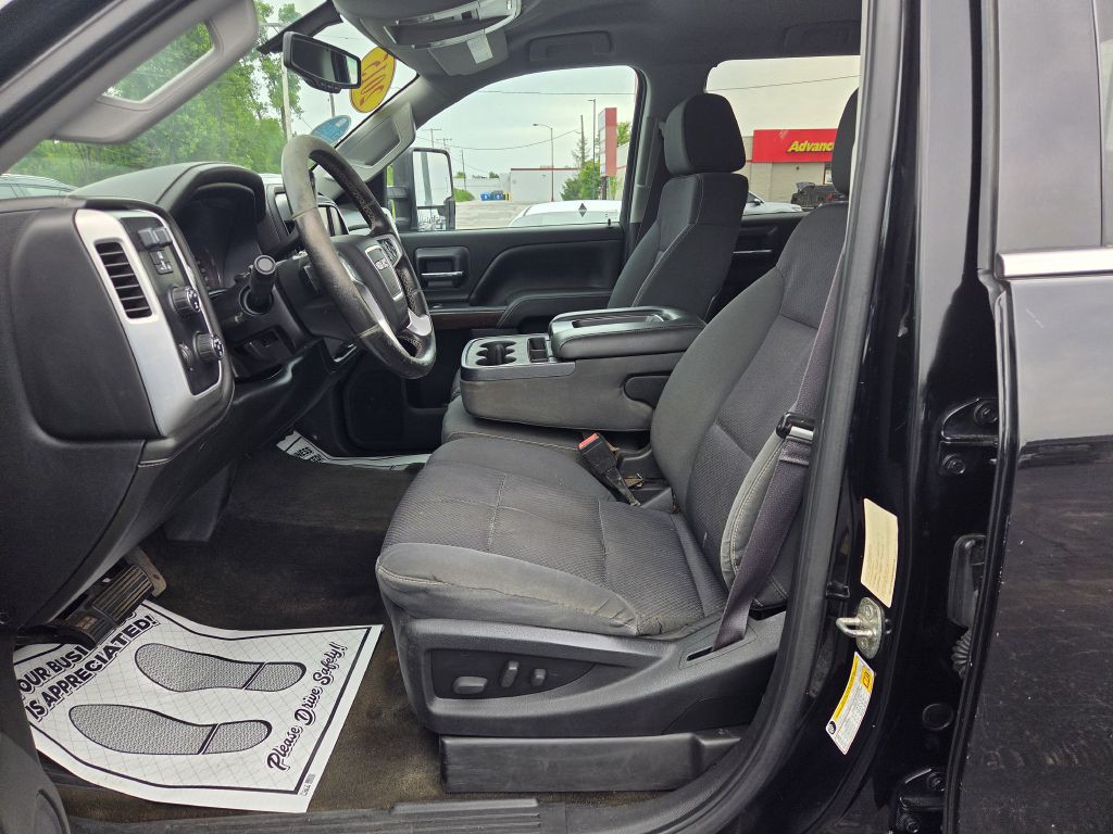 2015 GMC Sierra Image 22