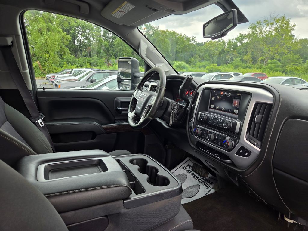2015 GMC Sierra Image 39