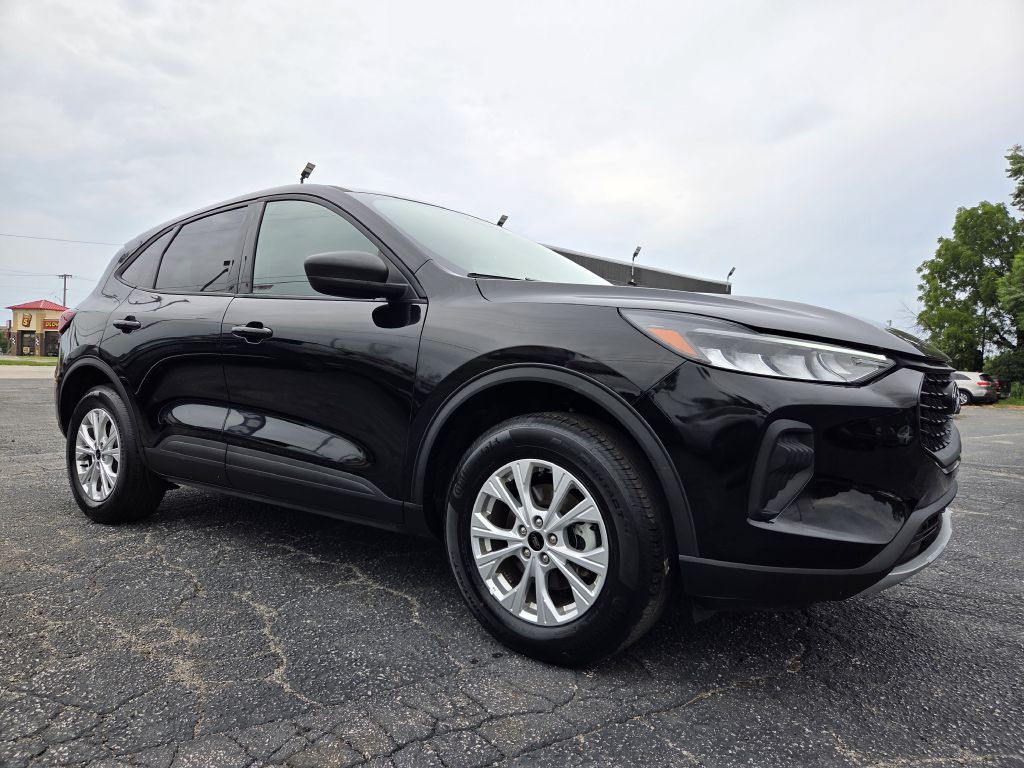 2025 Ford Escape Image 4