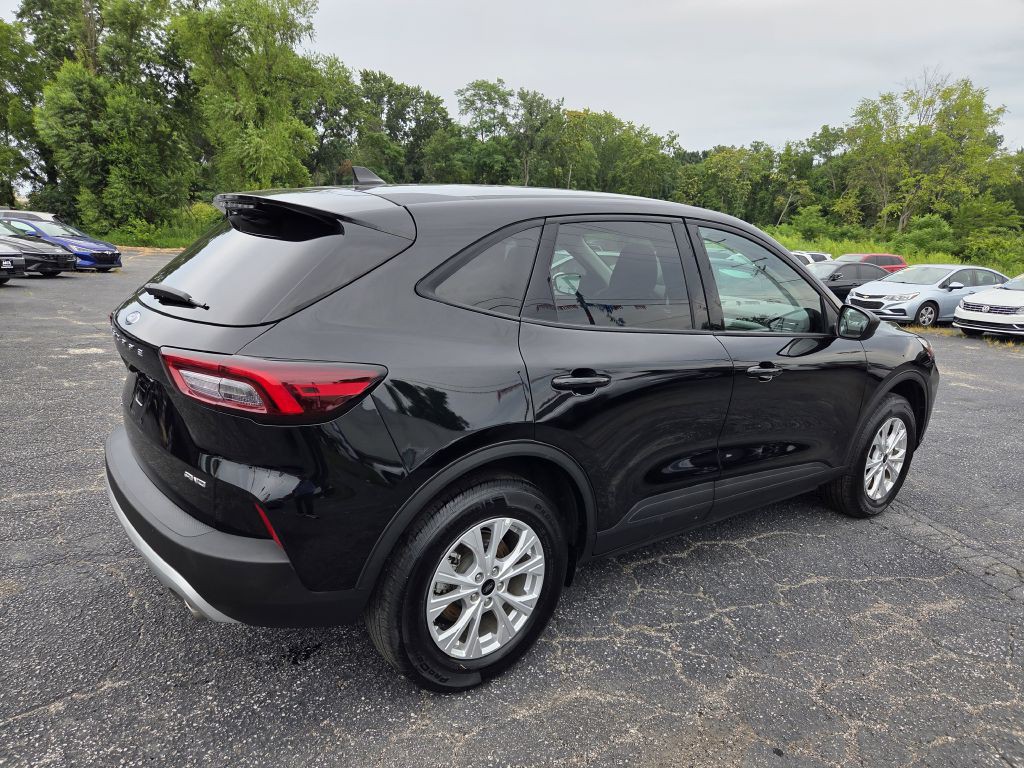 2025 Ford Escape Image 6