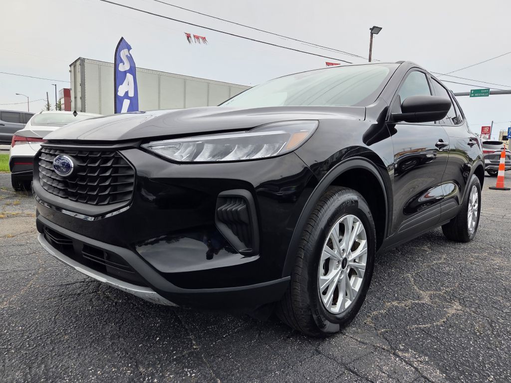 2025 Ford Escape Image 17