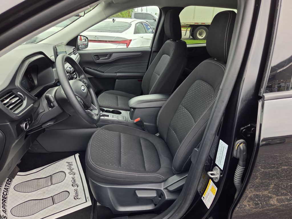 2025 Ford Escape Image 21