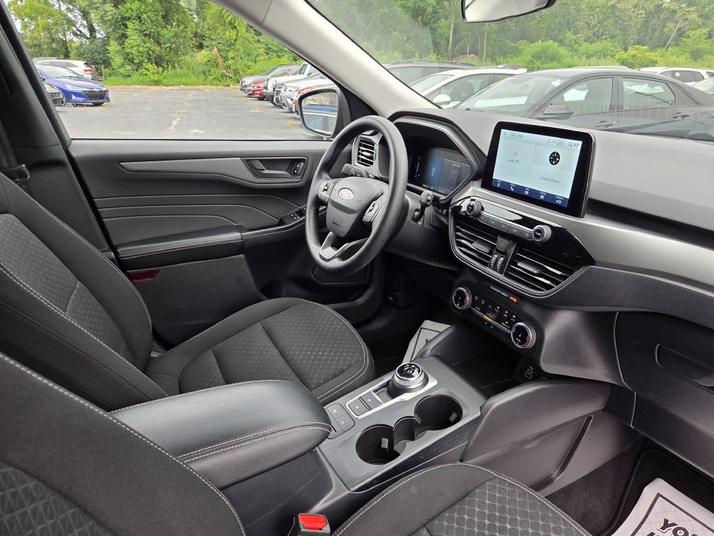 2025 Ford Escape Image 46