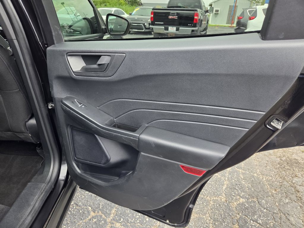 2025 Ford Escape Image 47