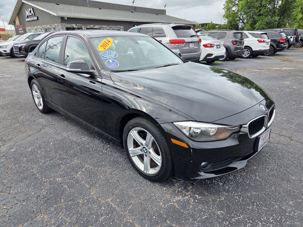 2014 BMW 3 Series Image 2