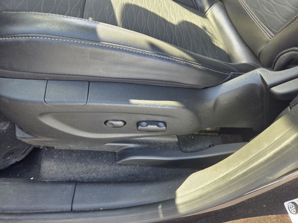 2016 Buick Enclave Image 16