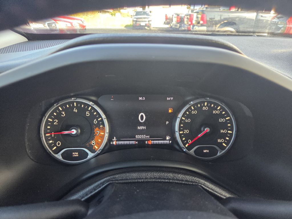 2016 Jeep Renegade Image 25