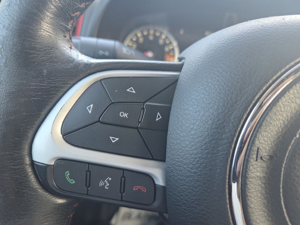 2016 Jeep Renegade Image 26