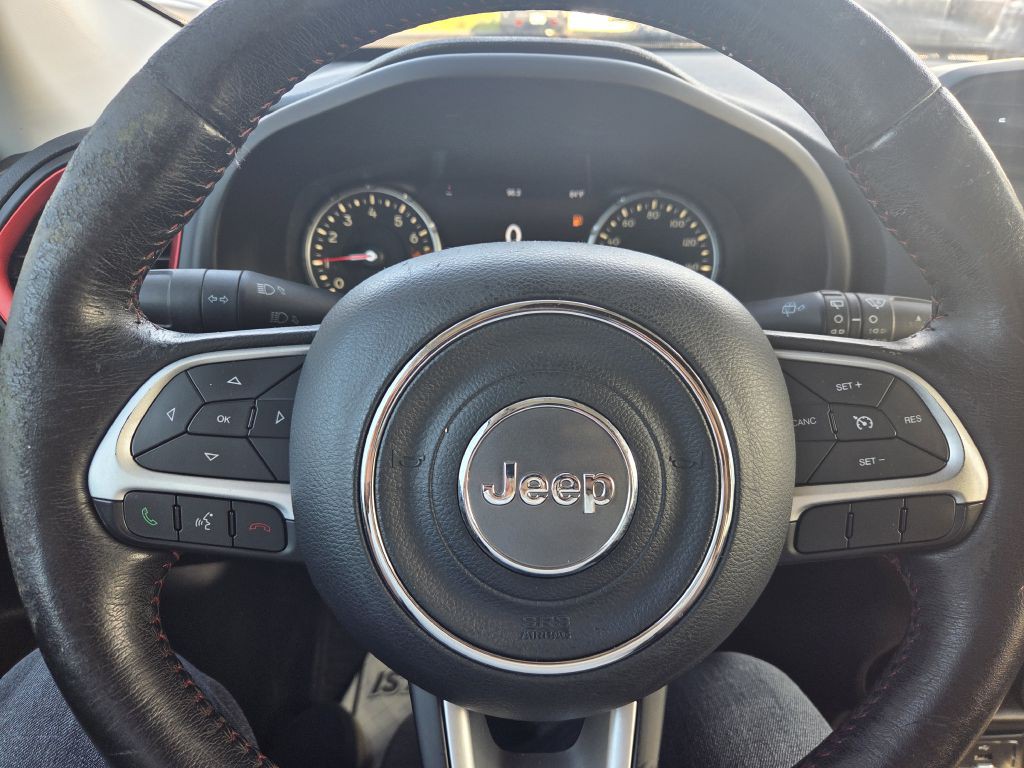 2016 Jeep Renegade Image 27