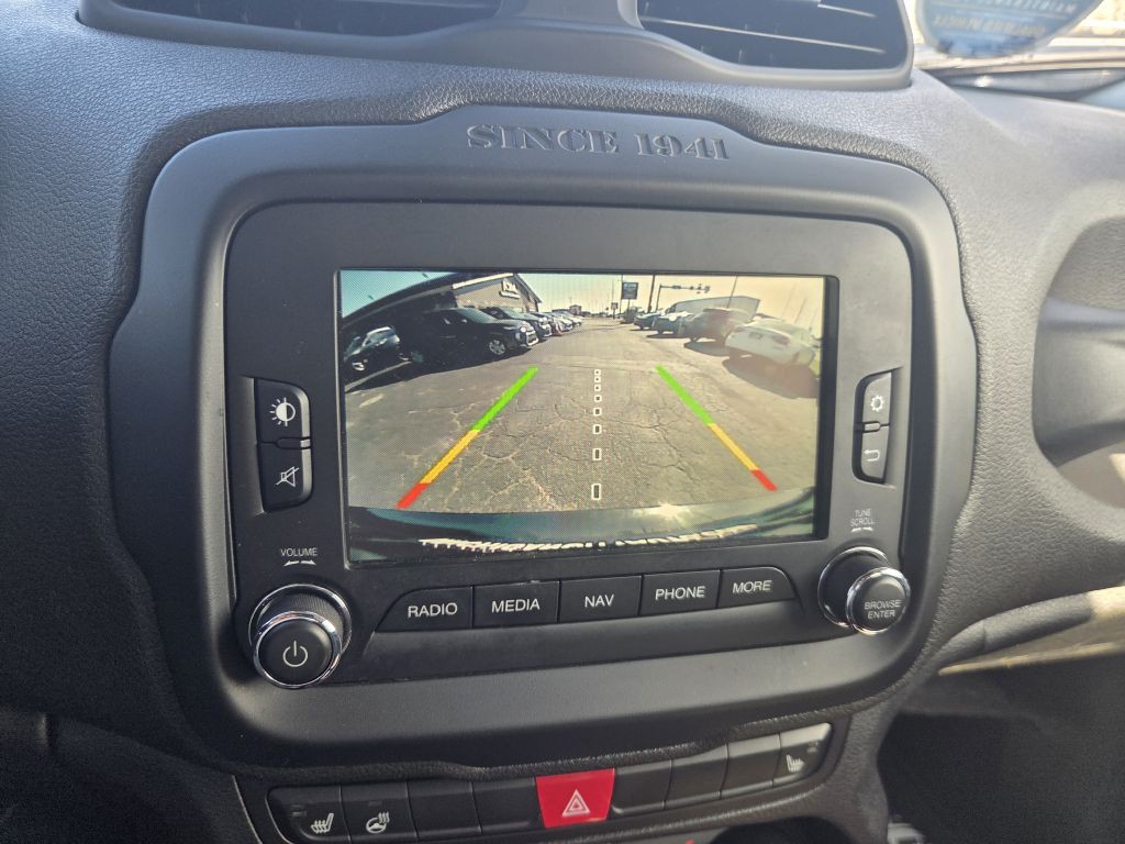 2016 Jeep Renegade Image 34