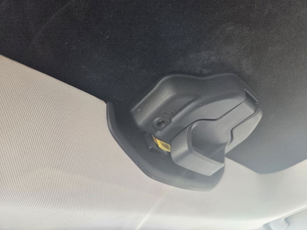 2016 Jeep Renegade Image 36
