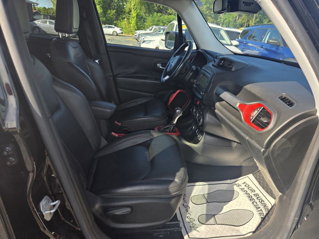 2016 Jeep Renegade Image 41