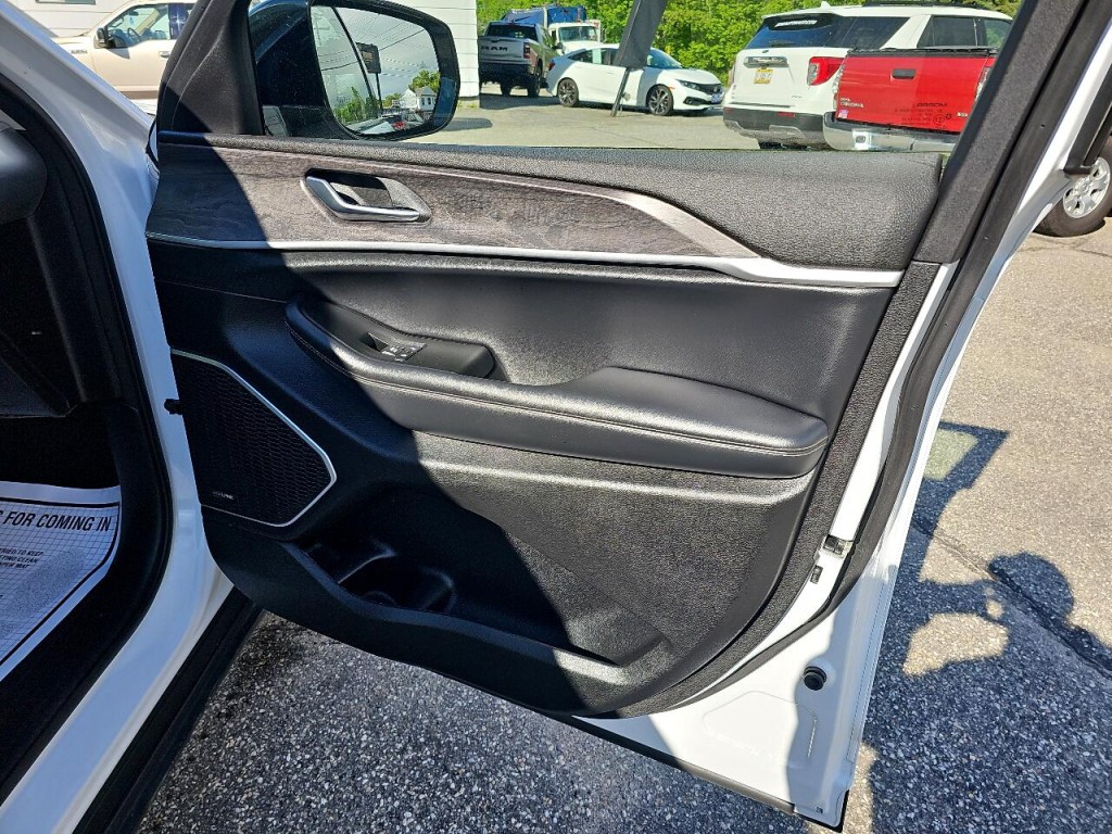 2021 Jeep Grand Cherokee Image 6