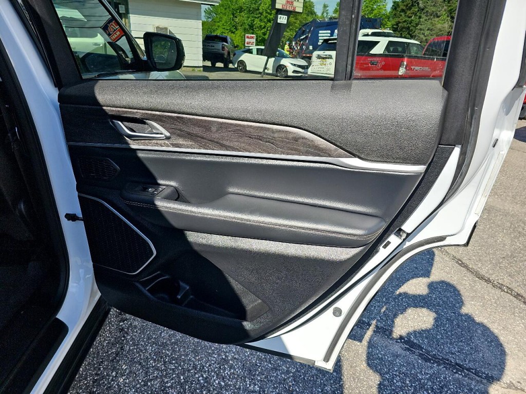 2021 Jeep Grand Cherokee Image 8