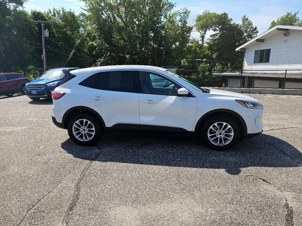 2020 Ford Escape Image 4