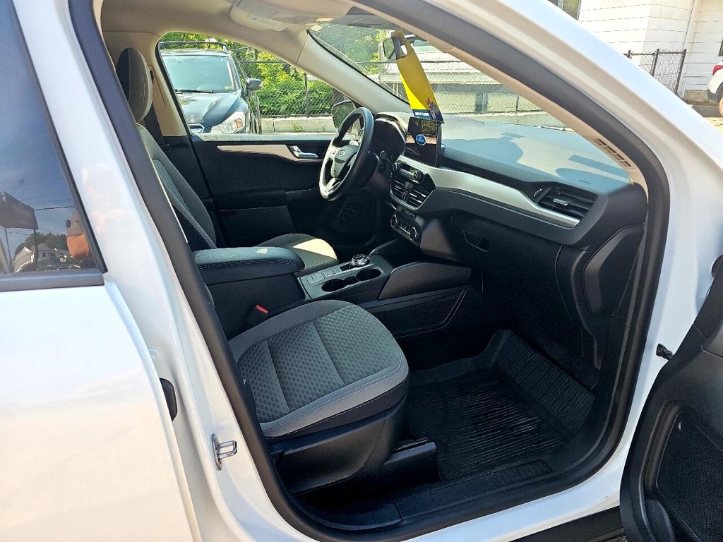 2020 Ford Escape Image 6