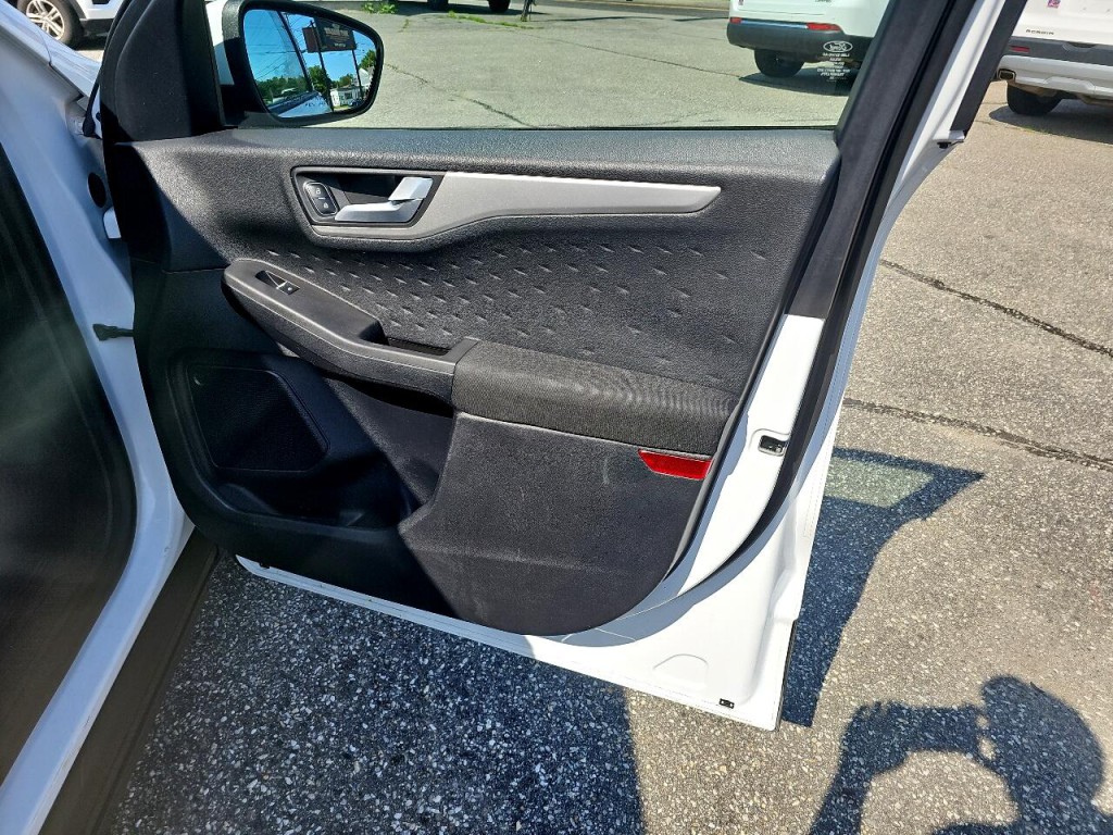 2020 Ford Escape Image 7