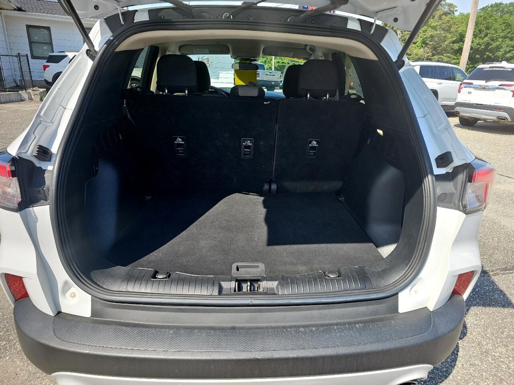 2020 Ford Escape Image 13
