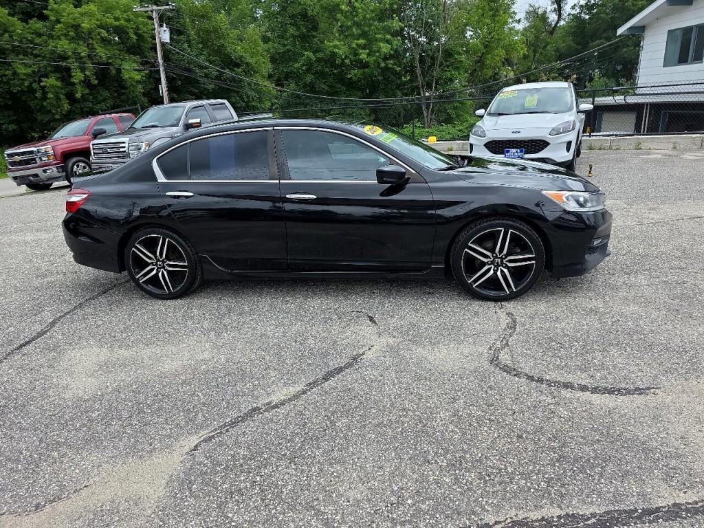 2017 Honda Accord Image 4