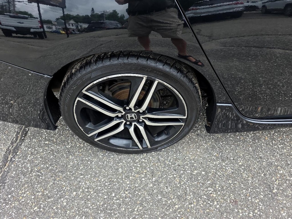 2017 Honda Accord Image 6