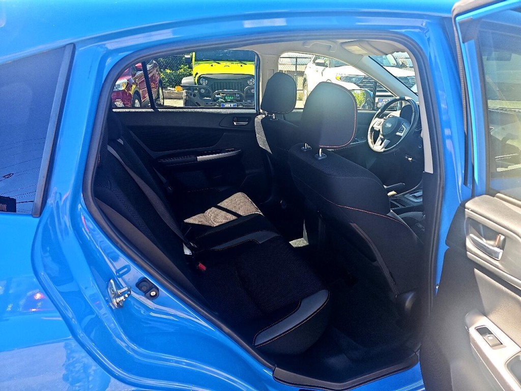 2017 Subaru Crosstrek Image 8