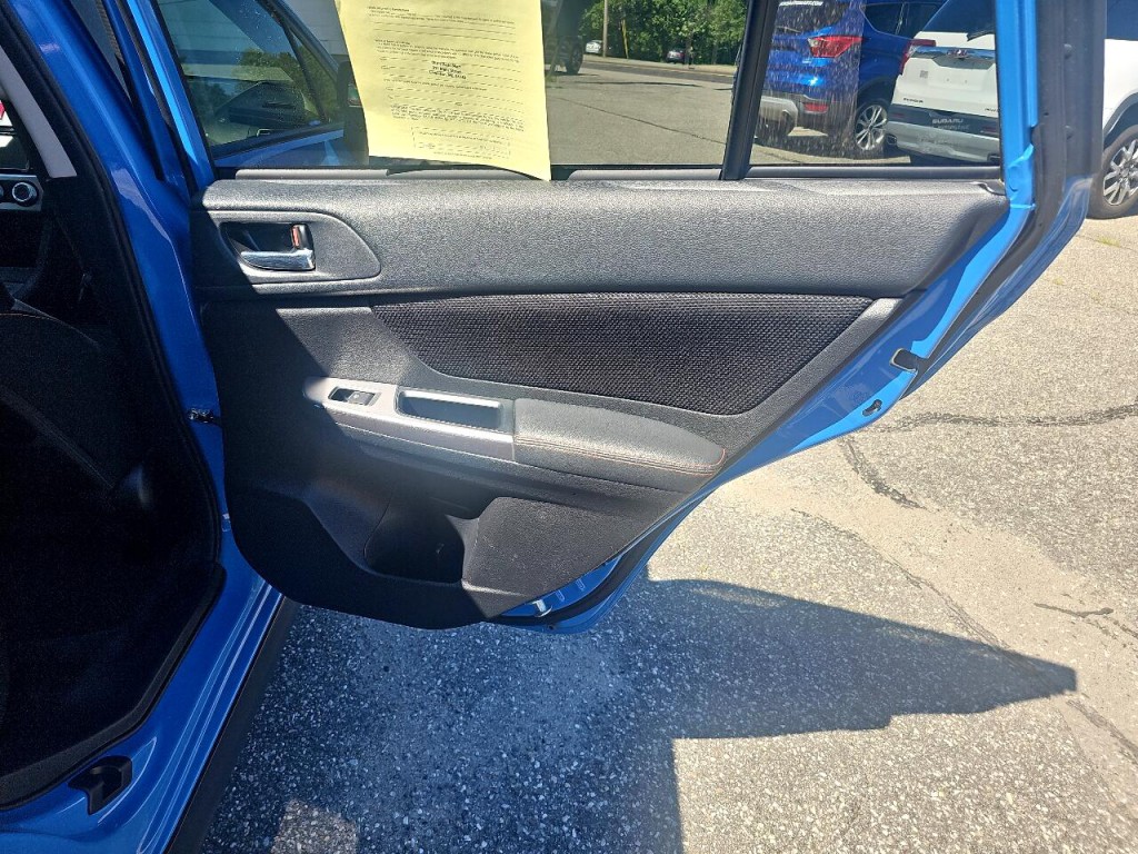 2017 Subaru Crosstrek Image 9