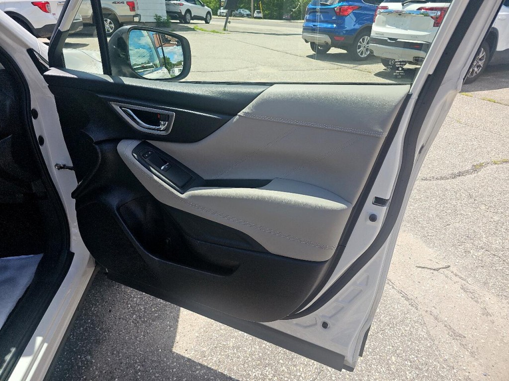 2021 Subaru Forester Image 7