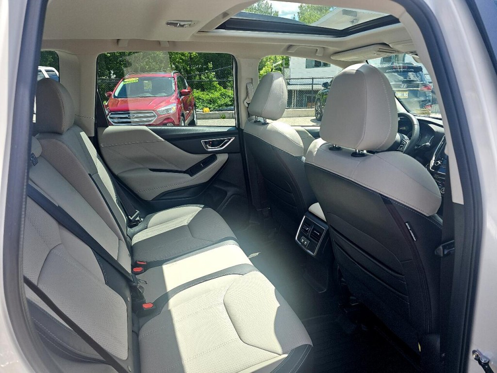 2021 Subaru Forester Image 8
