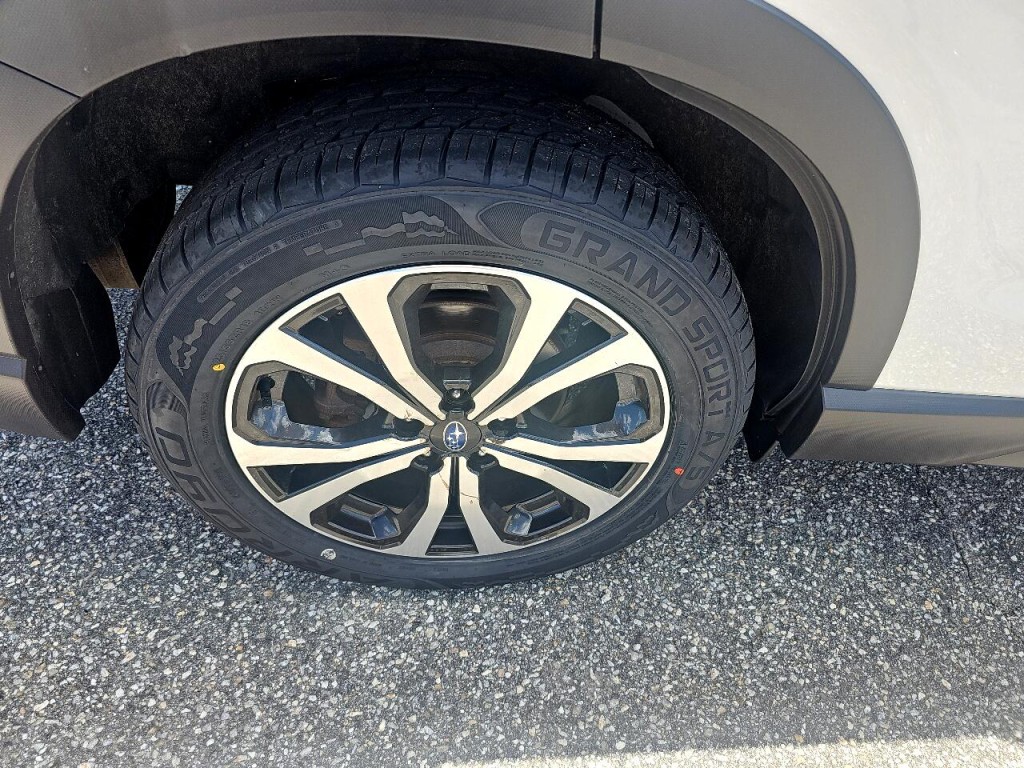 2021 Subaru Forester Image 10