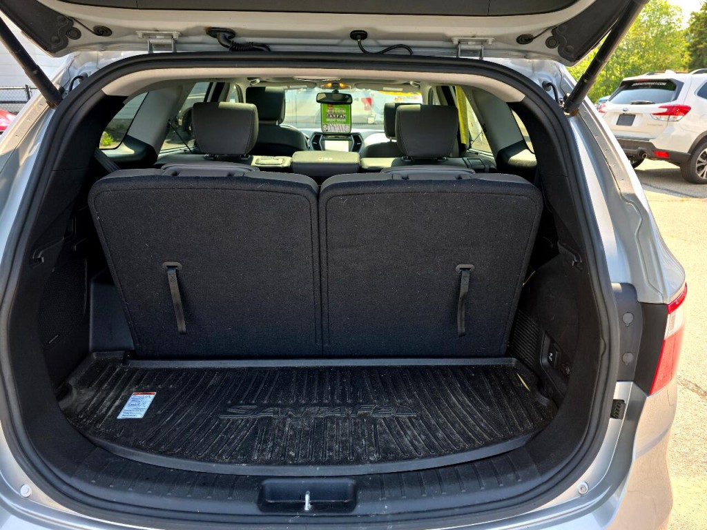 2015 Hyundai Santa Fe Image 14