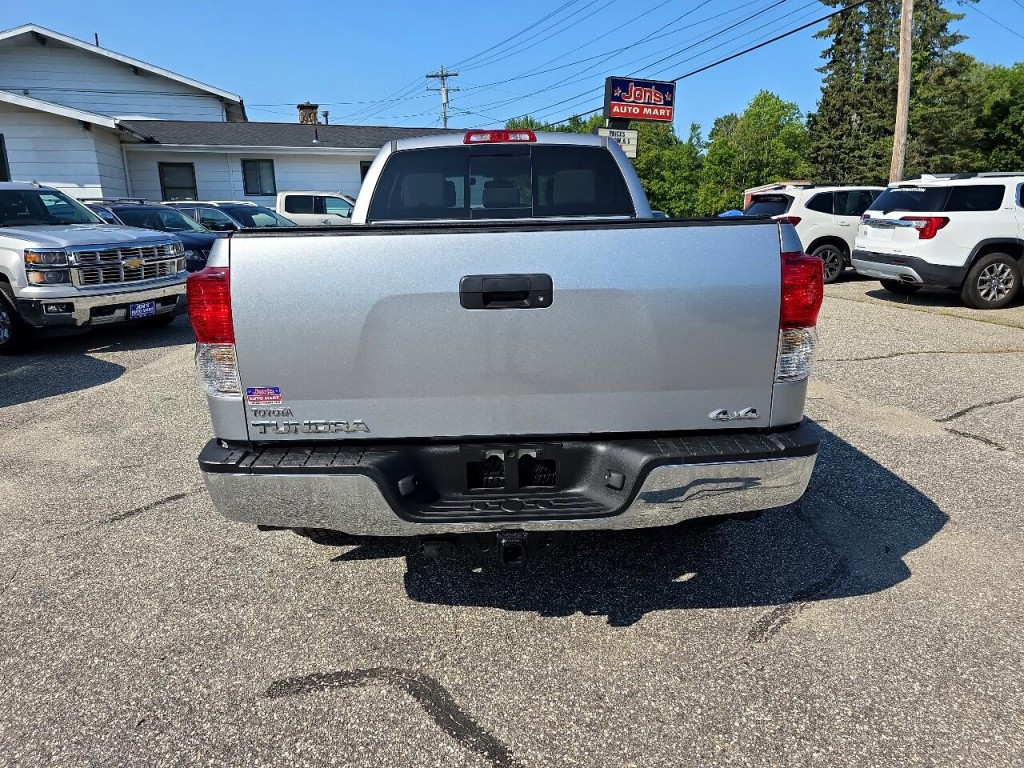 2010 Toyota Tundra Image 11