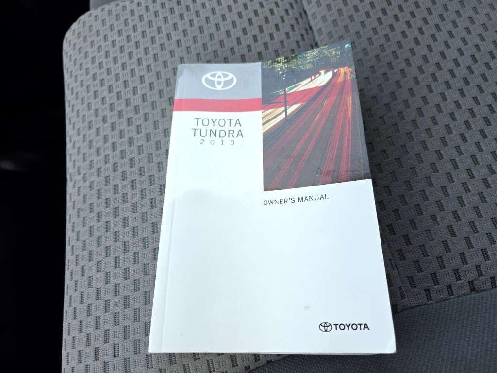 2010 Toyota Tundra Image 24