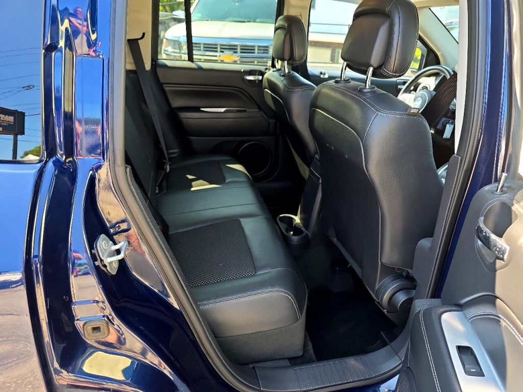 2016 Jeep Compass Image 7