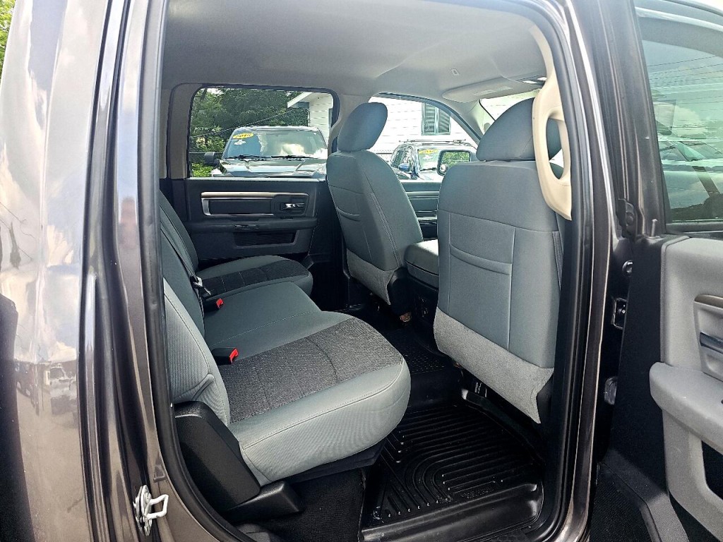 2018 RAM 1500 Image 8
