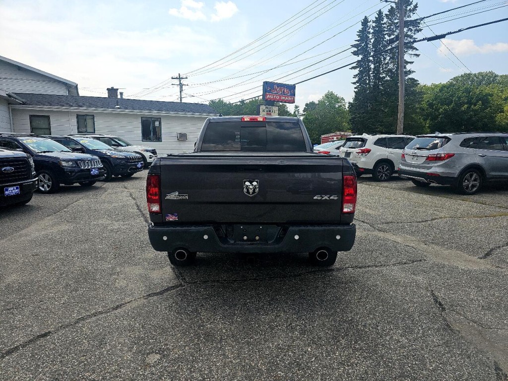 2018 RAM 1500 Image 12