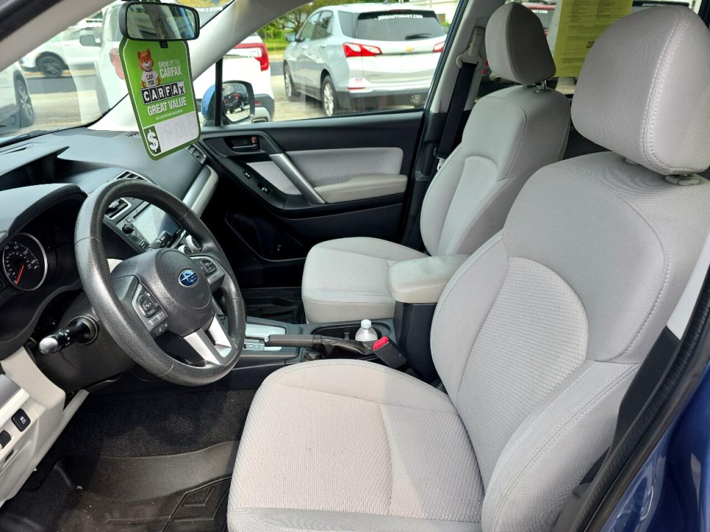 2017 Subaru Forester Image 19