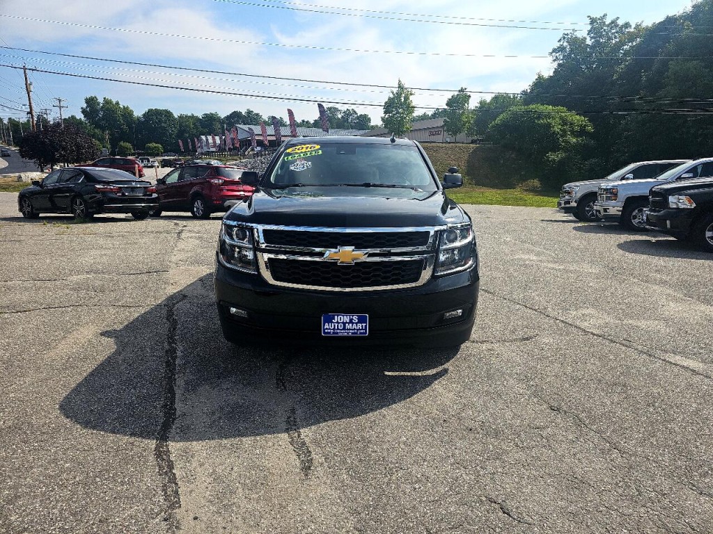 2016 Chevrolet Tahoe Image 2