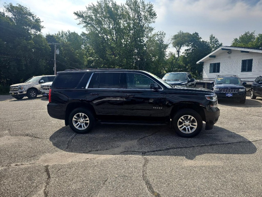 2016 Chevrolet Tahoe Image 4