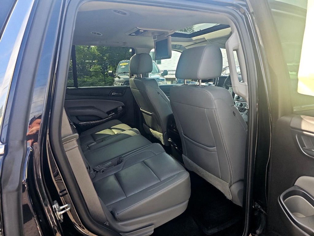 2016 Chevrolet Tahoe Image 8
