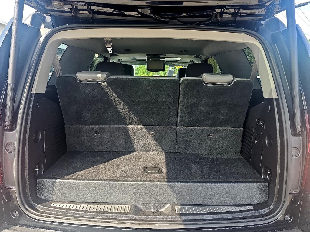 2016 Chevrolet Tahoe Image 16