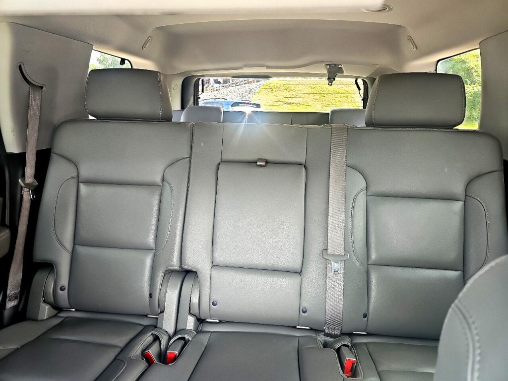 2016 Chevrolet Tahoe Image 31