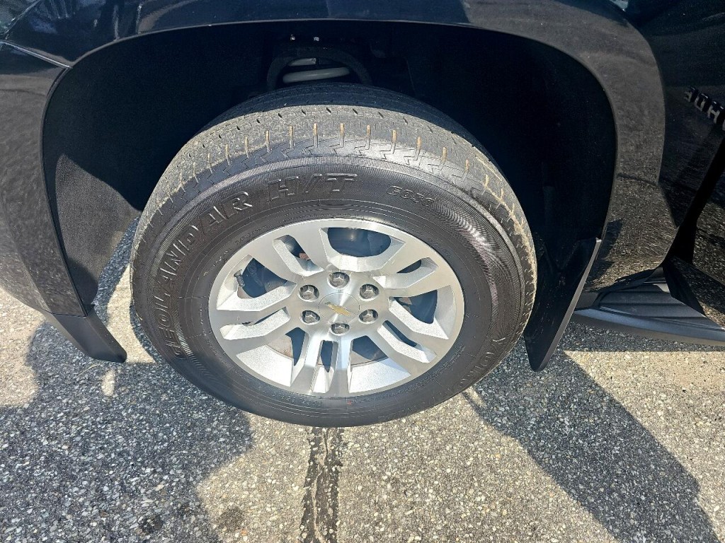 2016 Chevrolet Tahoe Image 35