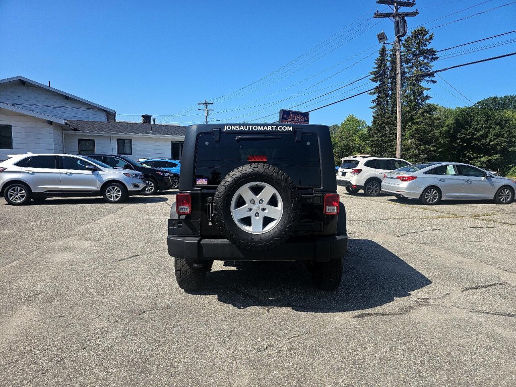 2017 Jeep Wrangler Image 13