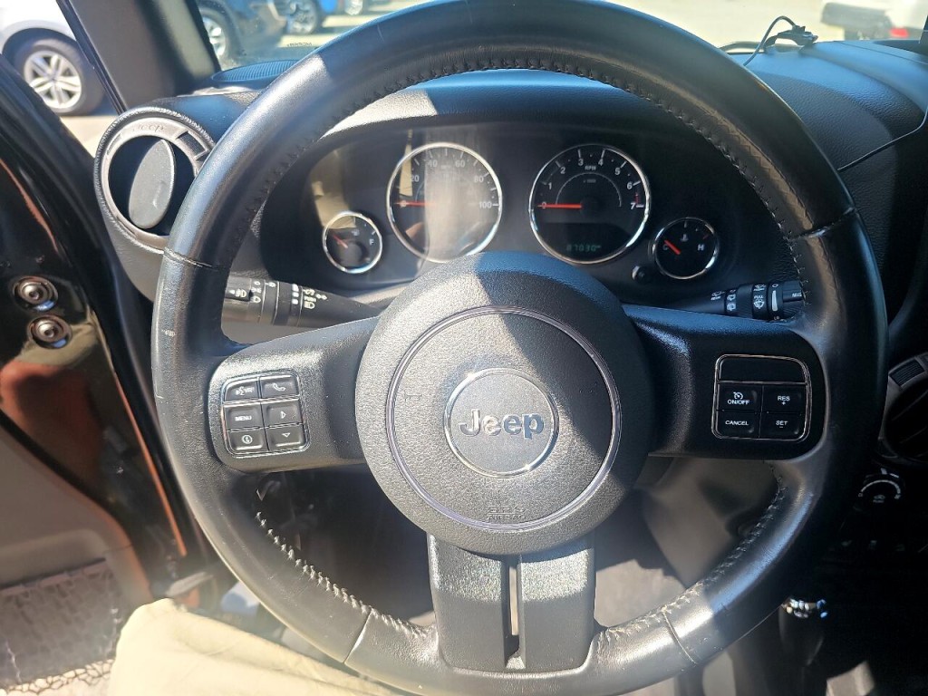 2017 Jeep Wrangler Image 21
