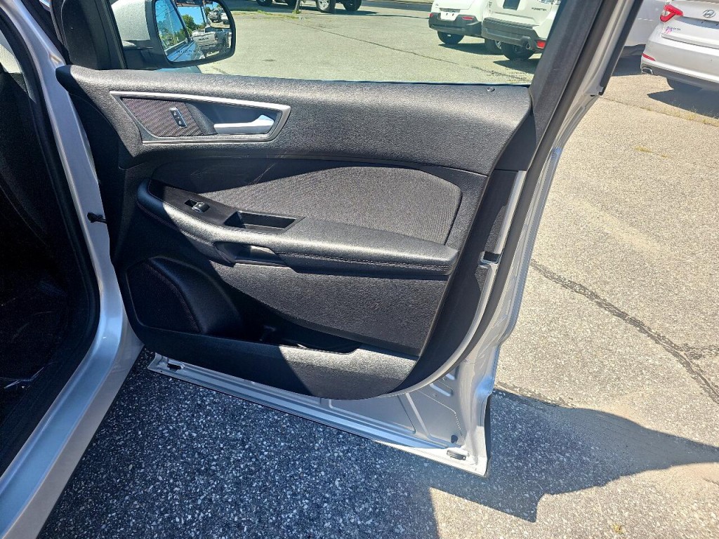 2018 Ford Edge Image 7
