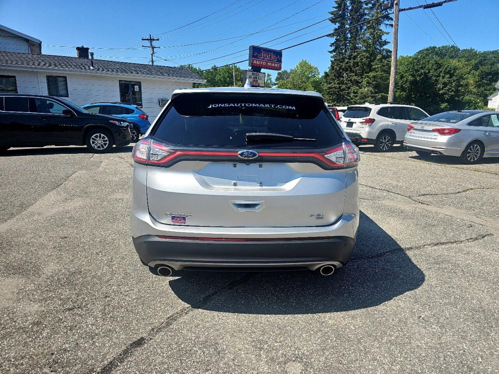 2018 Ford Edge Image 12