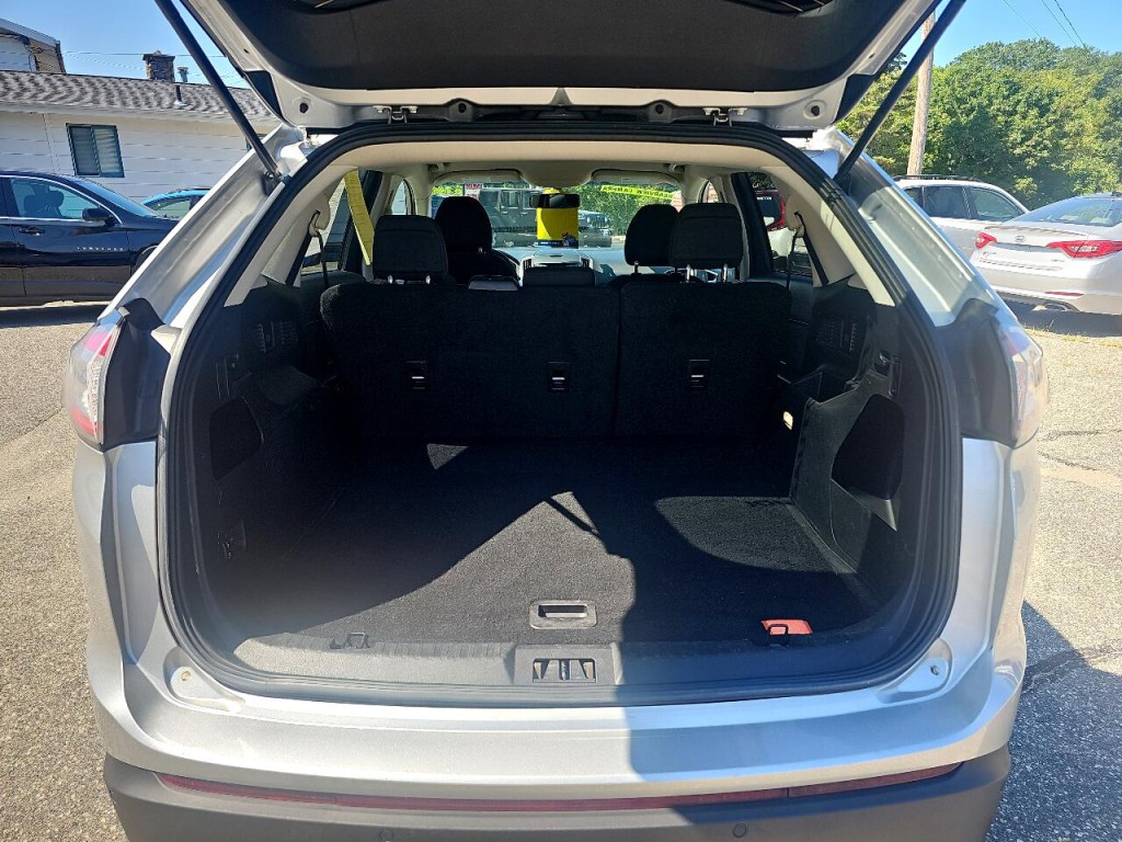 2018 Ford Edge Image 13
